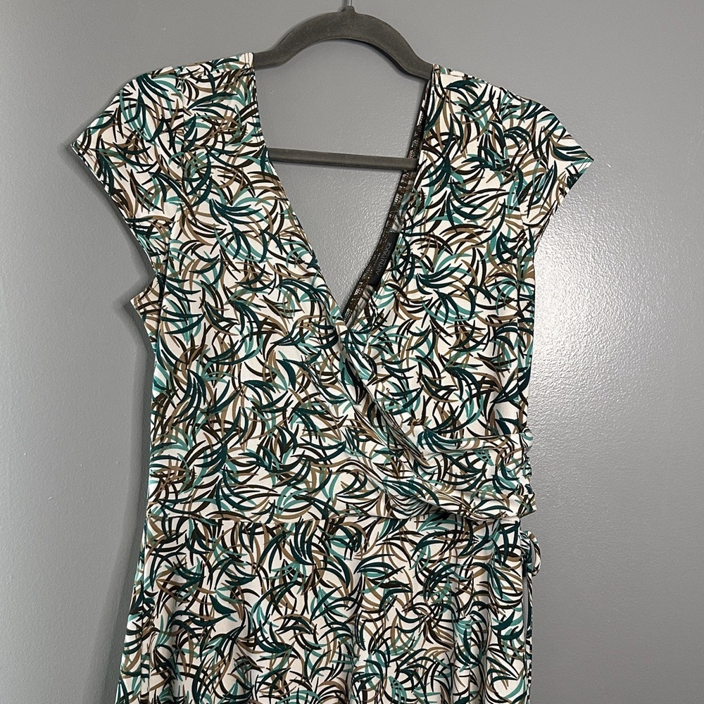 Alyn Paige Dress size Large wrap tie waist dress cap sleeve spring summer